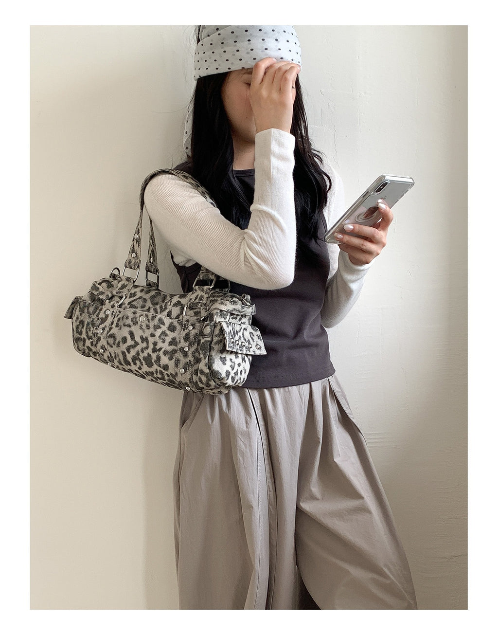 SNOWY LEOPARD - Boston Bag